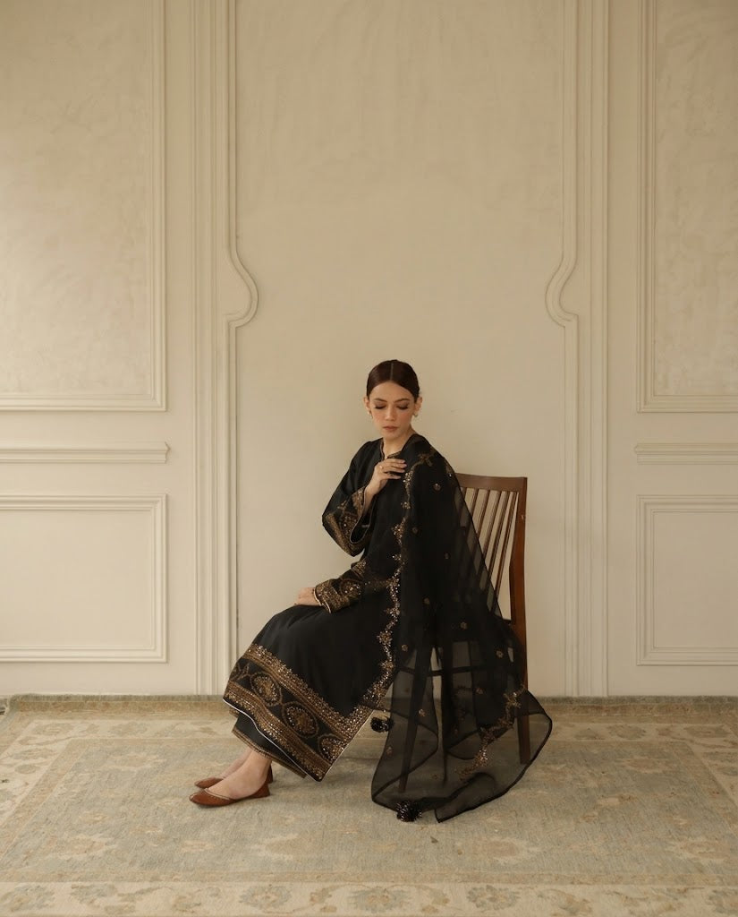 DYOT – Do Your Own Thing | 3-Piece Embroidered Dhanak Suit – Winter Collection 2026/27 (NF 1333)