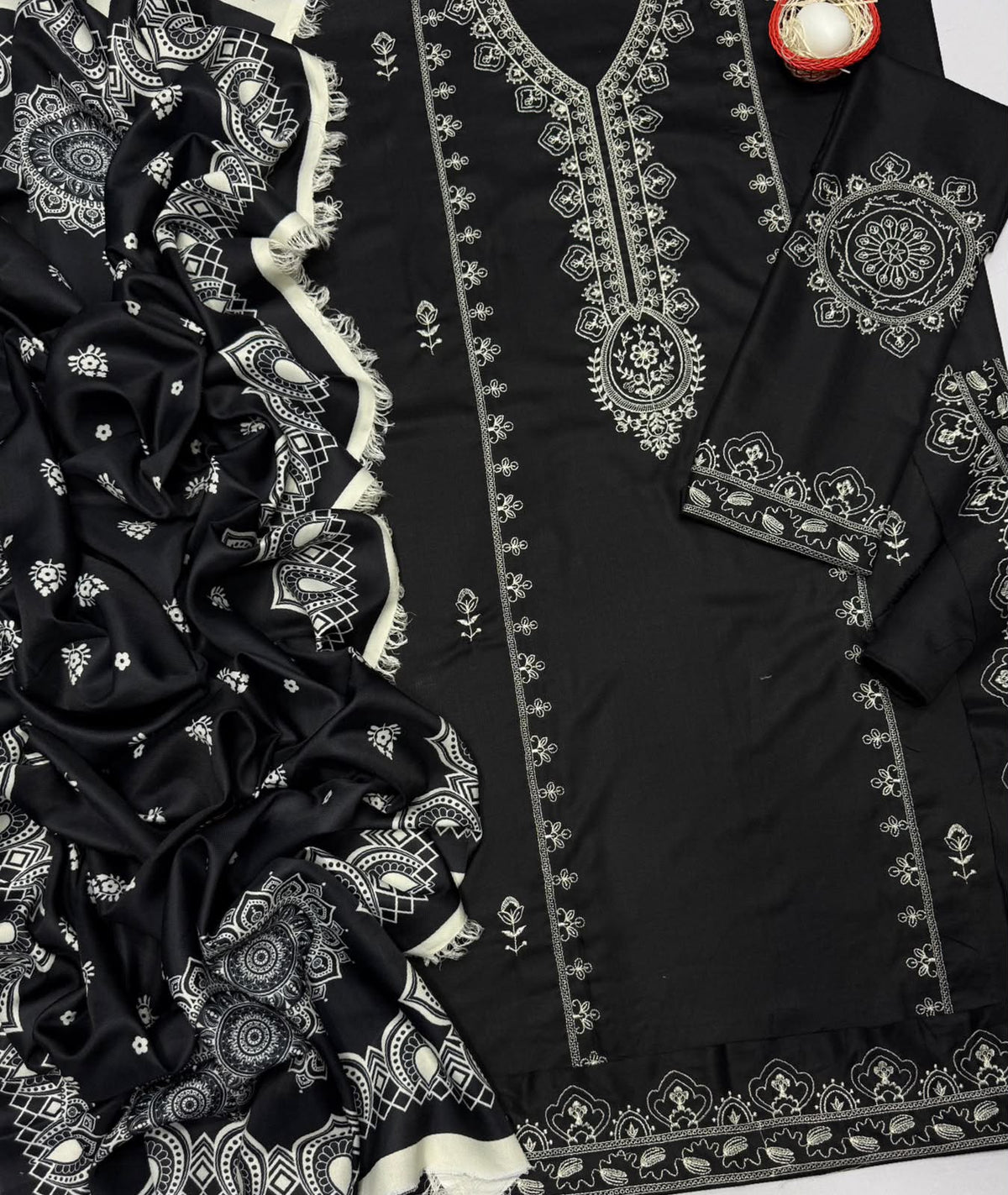 Indian Boti 3 Piece Winter Collection | Dhanak Air Jet Embroidered Suit