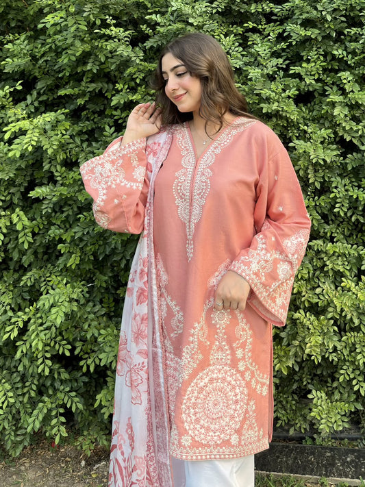 Mohagni 9063 – Winter 3 Piece Embroidered Collection